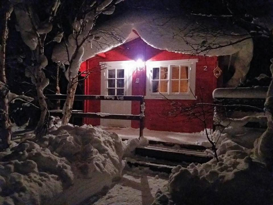 Bakkakot 2 - Cozy Cabins In The Woods Акурейрі Екстер'єр фото