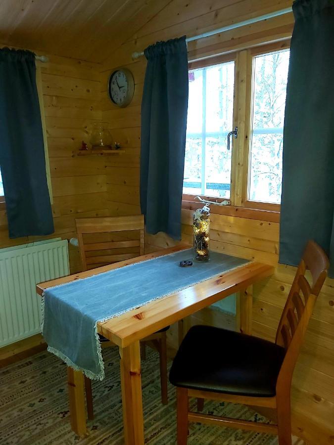 Bakkakot 2 - Cozy Cabins In The Woods Акурейрі Екстер'єр фото